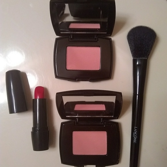 lancome blush brush